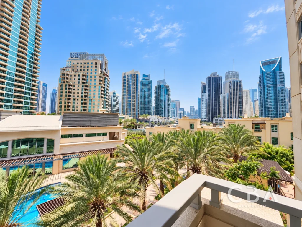 Large Layout | Skyline View | Ready to Move